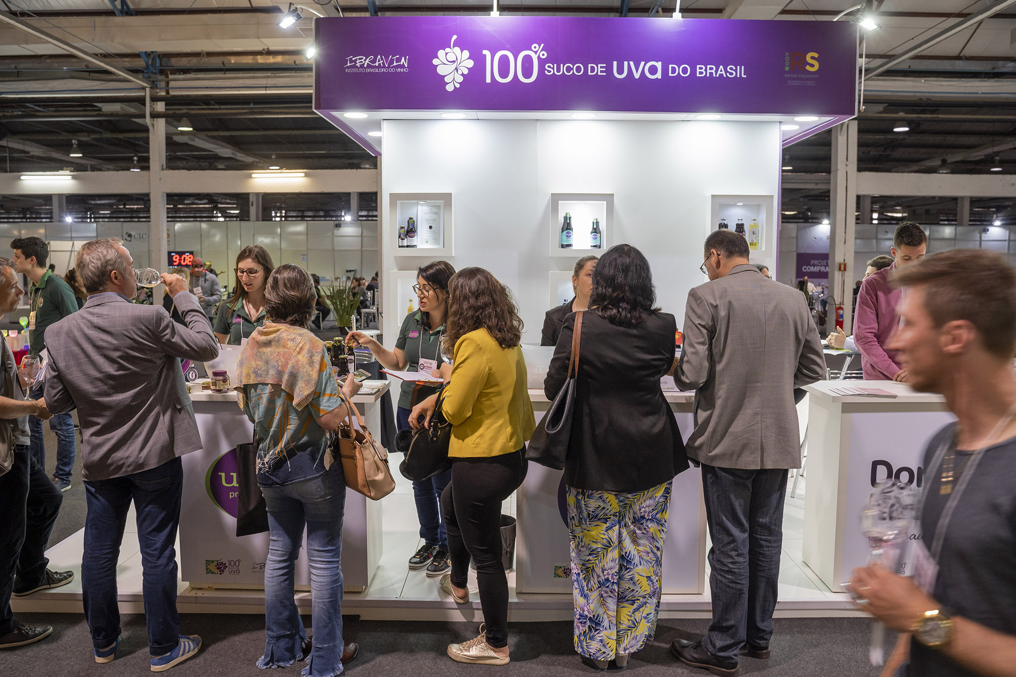 Crescimento de mercado do suco de uva chama atenção de compradores na